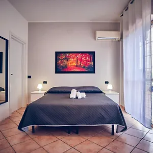 Travelershome 7metri , Ciampino Italia