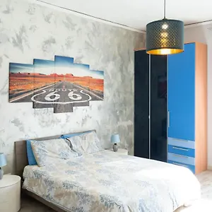 Casa Di Mirko , Napoli Italia